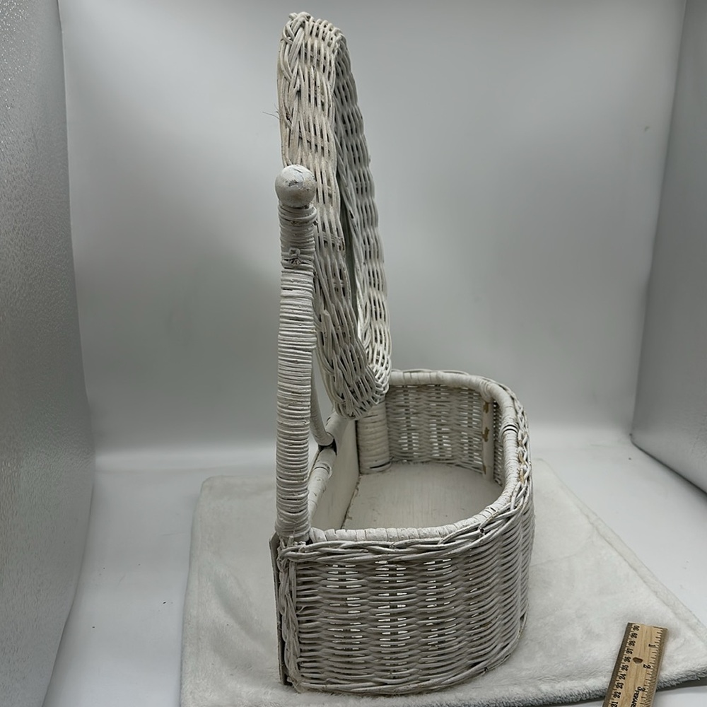 Vintage White Wicker-Wood Oval Swivel Mirror Tabletop Vanity with Basket - Picture 5 of 13